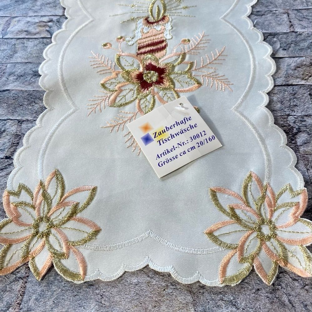 Embroidered Table Runner NWT Table Linens Scalloped Edges Floral Elegant